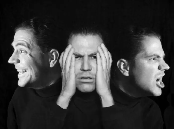 علائم بیماری دوقطبی